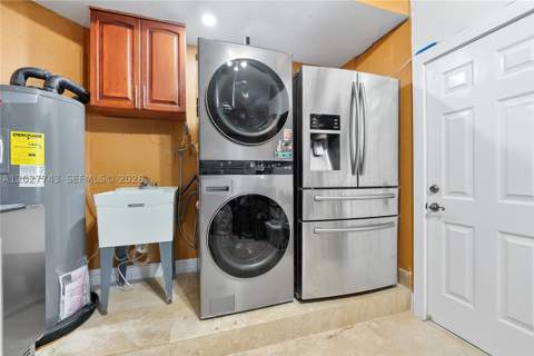 16732 NW 89th Pl, Miami Lakes FL - photo 21 of 26