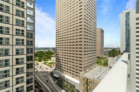 300 S Biscayne Blvd T-1411, Miami FL - photo 17 of 25