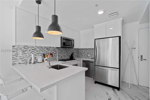 300 S Biscayne Blvd T-1411, Miami FL - photo 7 of 25