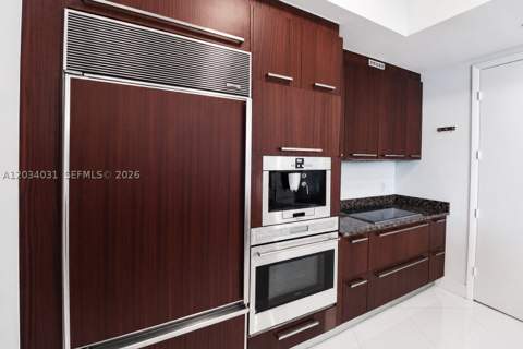 15901 Collins Ave 403, Sunny Isles Beach FL - photo 6 of 31