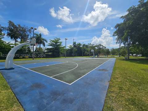 300 NW 84th Ter 300, Miami FL - photo 20 of 21