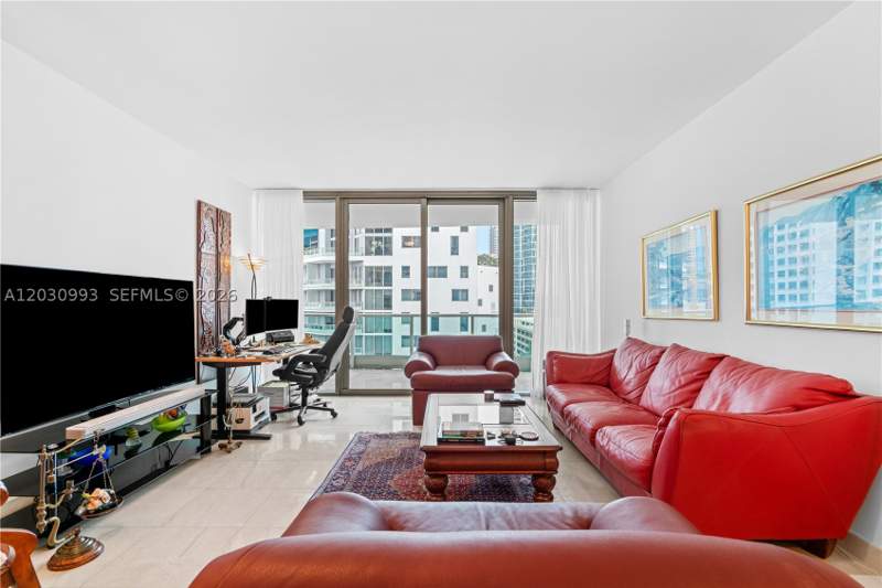 1 bedroom Condominium at 1331 Brickell Bay Dr 1004, Jade Brickell, Miami — photo 5