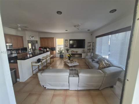 6743 SW 163rd Pl, Miami FL - photo 10 of 61