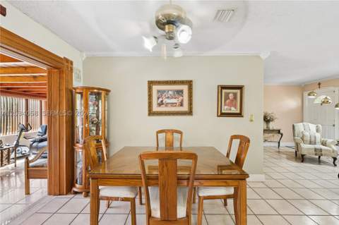 6081 SW 109th Ct, Miami FL - photo 10 of 47