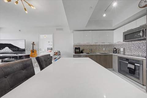 5252 NW 85th Ave 1410, Doral FL - photo 15 of 45