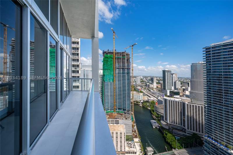 2 bedroom Condominium at 475 Brickell Ave 4115, Iconbrickell Condo No 1, Miami — photo 4