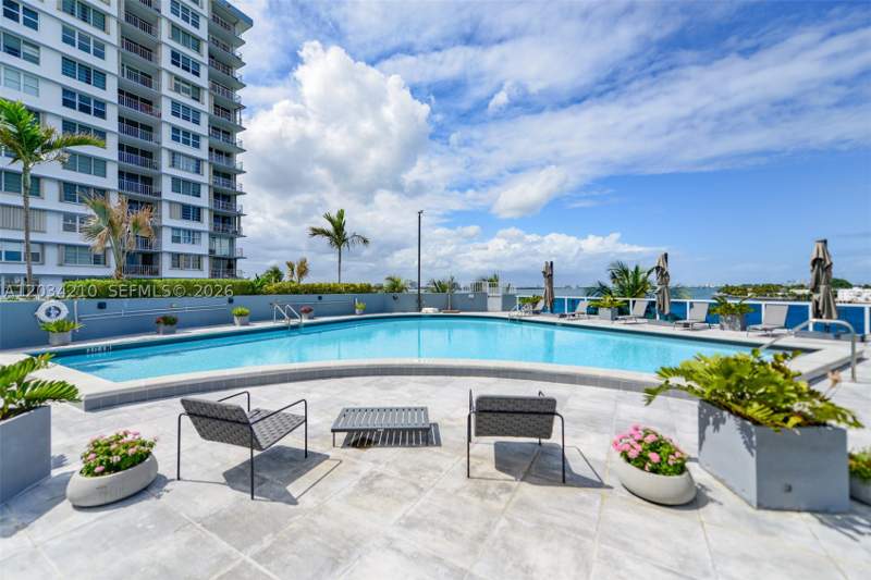 2 bedroom Condominium at 1881 79th St Cswy 2004, The Bridgewater Condo, North Bay Village — photo 4
