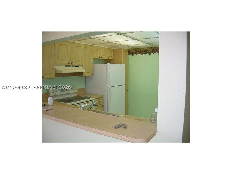 2 bedroom Condominium at 11261 SW 88 St 205H, Pine Grove Condo, Miami — photo 4