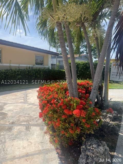 18715 NE 18th Ave, Miami FL - photo 13 of 51