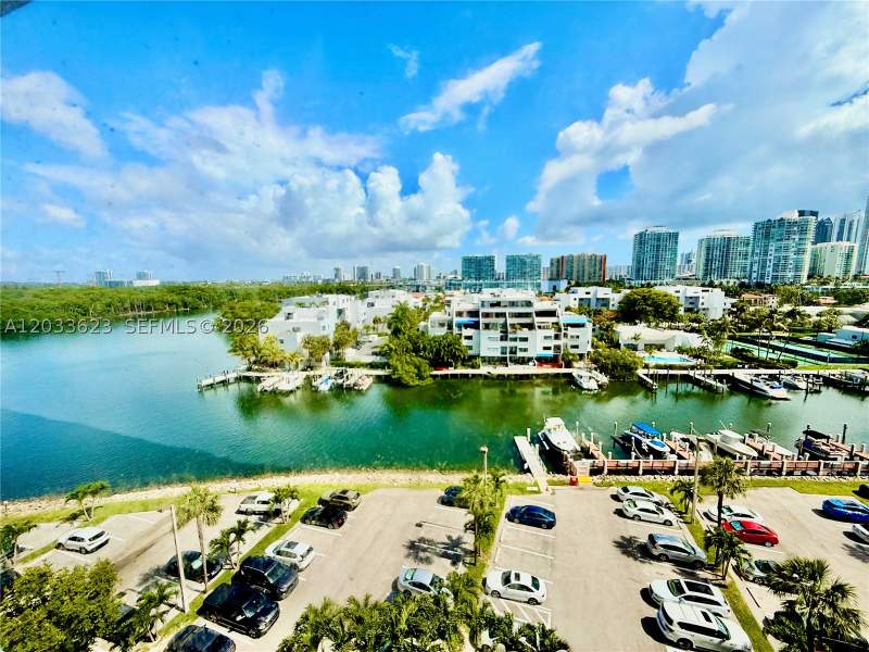 1 bedroom Condominium at 400 Kings Point Dr 928, Coastal Towers Condo, Sunny Isles Beach — photo 3