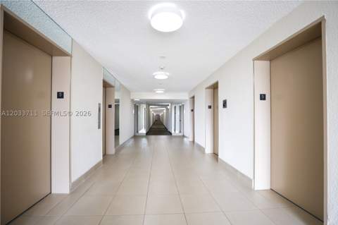 100 Bayview Dr 527, Sunny Isles Beach FL - photo 15 of 98