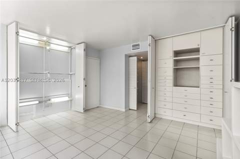 1420 Brickell Bay Dr 1405C, Miami FL - photo 16 of 32