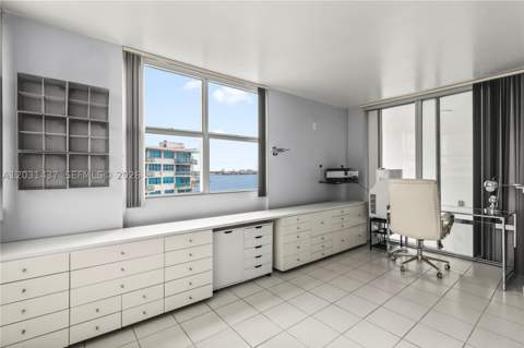 1420 Brickell Bay Dr 1405C, Miami FL - photo 19 of 32