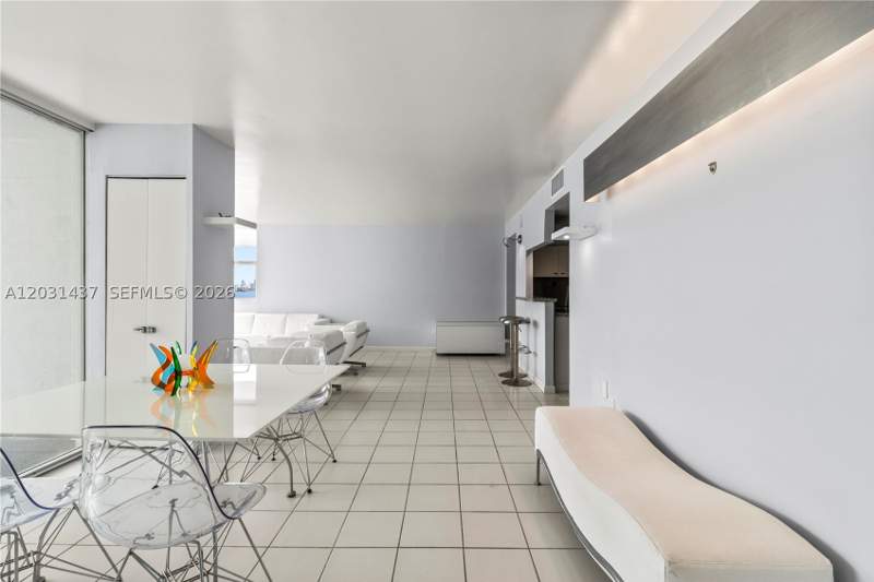 2 bedroom Condominium at 1420 Brickell Bay Dr 1405C, Bayshore Place Condo, Miami — photo 5