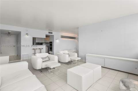 1420 Brickell Bay Dr 1405C, Miami FL - photo 9 of 32