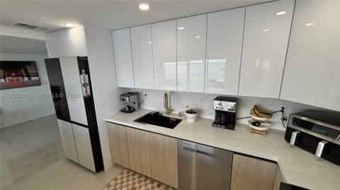 11111 NE Biscayne Blvd 16A, Miami FL - photo 14 of 56
