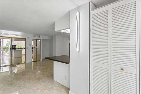 17021 N Bay Rd 429, Sunny Isles Beach FL - photo 14 of 52