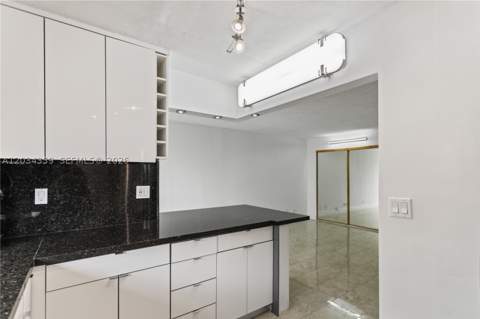 17021 N Bay Rd 429, Sunny Isles Beach FL - photo 19 of 52