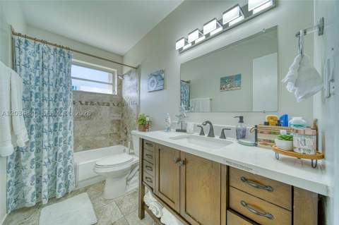 11331 SW 176 th St, Miami FL - photo 13 of 37