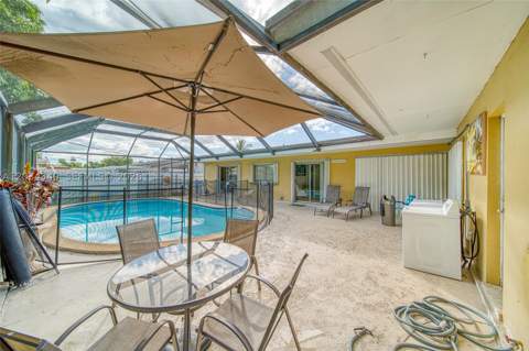 11331 SW 176 th St, Miami FL - photo 9 of 37