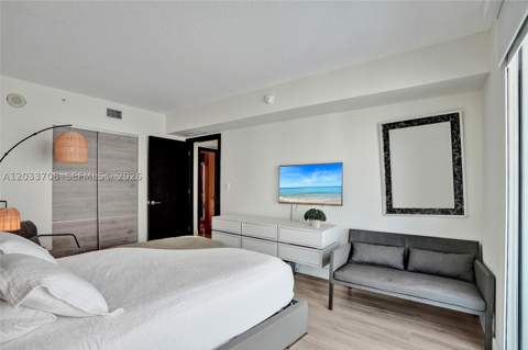 150 Sunny Isles Blvd 1-1601, Sunny Isles Beach FL - photo 17 of 32