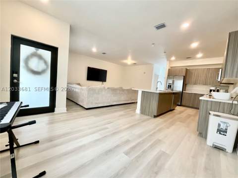4700 NW 84th Ave 15, Doral FL - photo 12 of 50