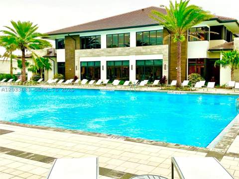 4700 NW 84th Ave 15, Doral FL - photo 6 of 50