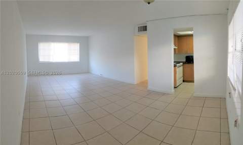 13700 NE 6th Ave 113, North Miami FL - photo 6 of 21