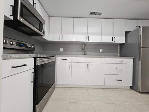 13700 NE 6th Ave 106, North Miami FL - photo 10 of 24