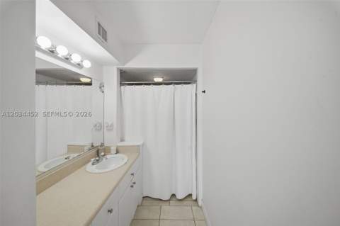2016 Bay Dr 504, Miami Beach FL - photo 22 of 39
