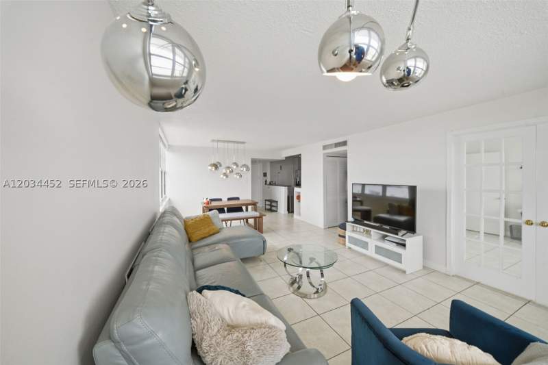 2 bedroom Condominium at 2016 Bay Dr 504, Villa Bay Vista Condo, Miami Beach — photo 5