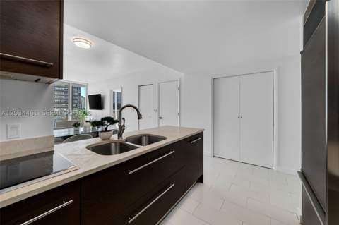 485 Brickell Ave 1709, Miami FL - photo 9 of 22