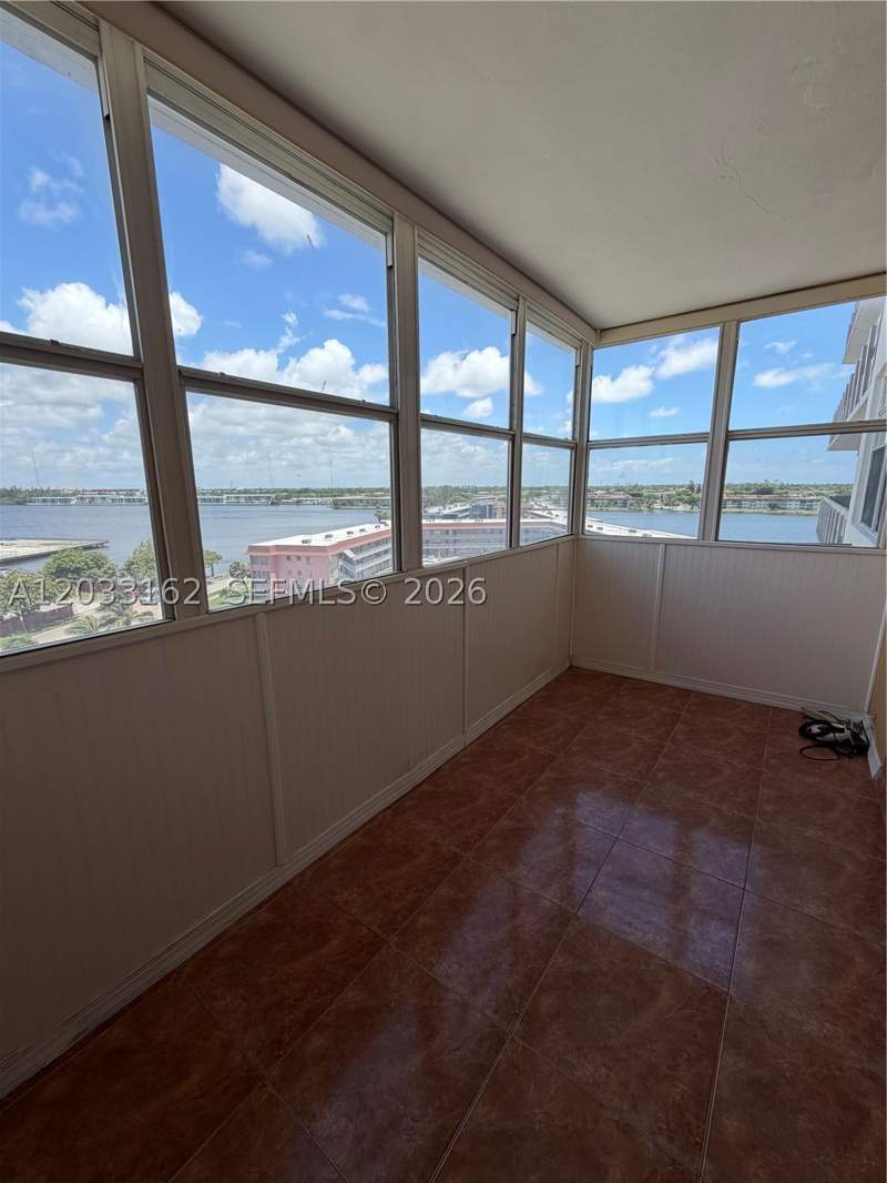 1 bedroom Condominium at 1401 NE Miami Gardens Dr 891, Fifth Moorings Condo, Miami — photo 5