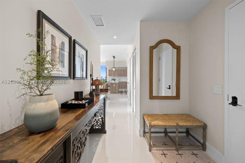 2 bedroom Condominium at 2960 NE 207th St 10, Aventura Parksquare Resid, Aventura — photo 2