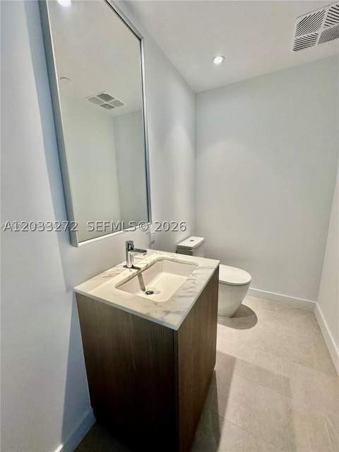 500 Alton Rd 2108, Miami Beach FL - photo 6 of 9