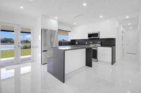 12840 SW 268th St, Homestead FL - photo 13 of 28
