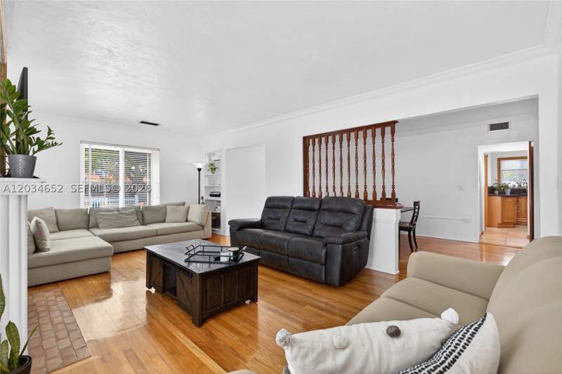 5 bedroom SingleFamilyResidence at 2431 SW 4th St, Beacon Manor, Miami — photo 5