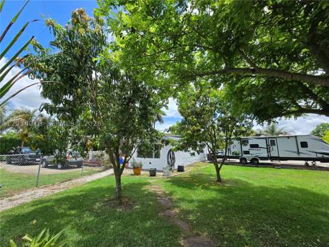 20595 SW 190th St, Miami FL - photo 12 of 26