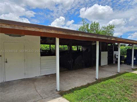 20595 SW 190th St, Miami FL - photo 9 of 26