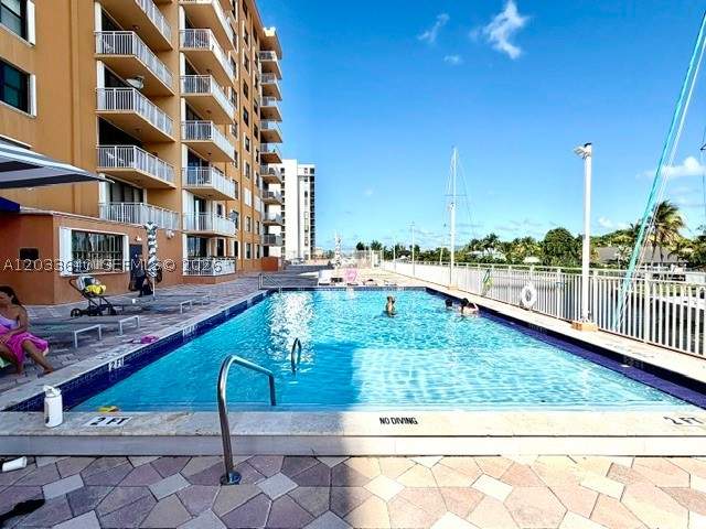 2 bedroom Condominium at 2450 NE 135th St 704, Waterside Towers Condo, North Miami — photo 2