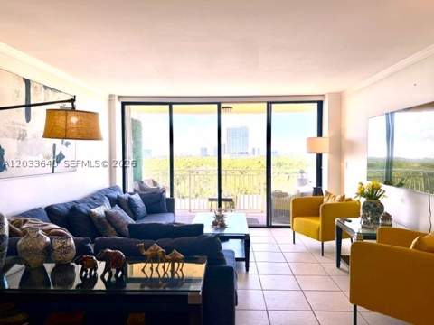 2450 NE 135th St 704, North Miami FL - photo 9 of 19
