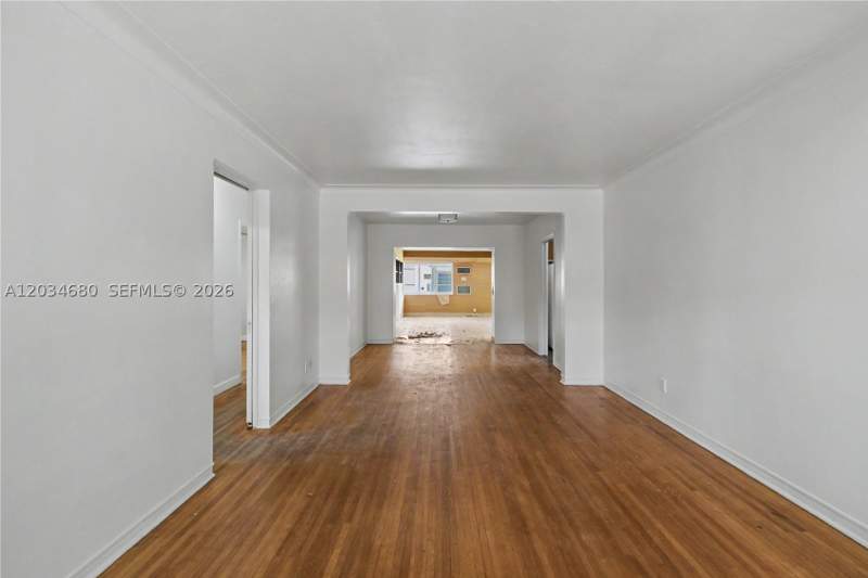 3 bedroom SingleFamilyResidence at 236 Candia Ave, COCONUT GR SEC 1 C GAB, Coral Gables — photo 4
