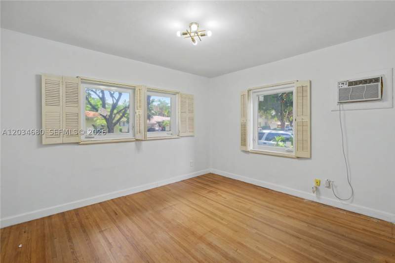 3 bedroom SingleFamilyResidence at 236 Candia Ave, COCONUT GR SEC 1 C GAB, Coral Gables — photo 5