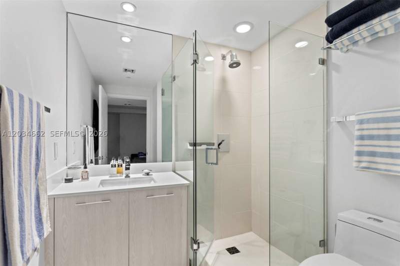1 bedroom Condominium at 55 SW 9th St 1105, Brickell Heights West Con, Miami — photo 4