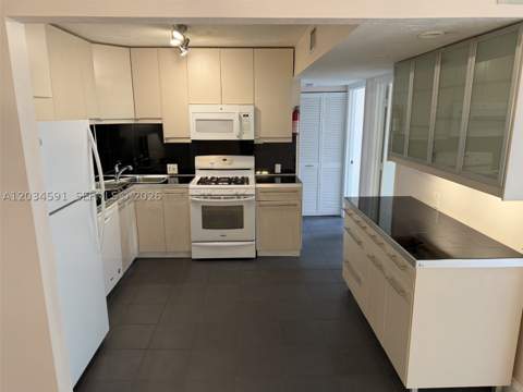13120 SW 92nd Ave B-404, Miami FL - photo 6 of 36