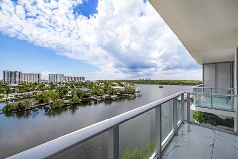 330 Sunny Isles Blvd 5-506, Sunny Isles Beach FL - photo 18 of 68
