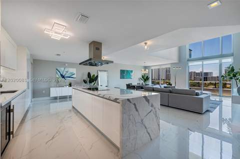330 Sunny Isles Blvd 5-506, Sunny Isles Beach FL - photo 20 of 68