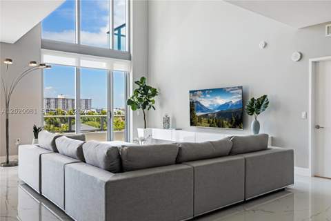 330 Sunny Isles Blvd 5-506, Sunny Isles Beach FL - photo 6 of 68