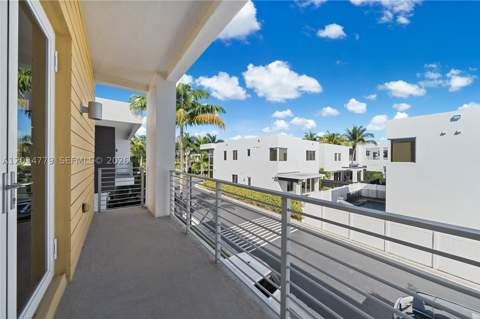 9830 NW 74th Ter, Doral FL - photo 17 of 53