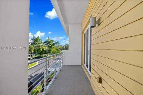 9830 NW 74th Ter, Doral FL - photo 18 of 53